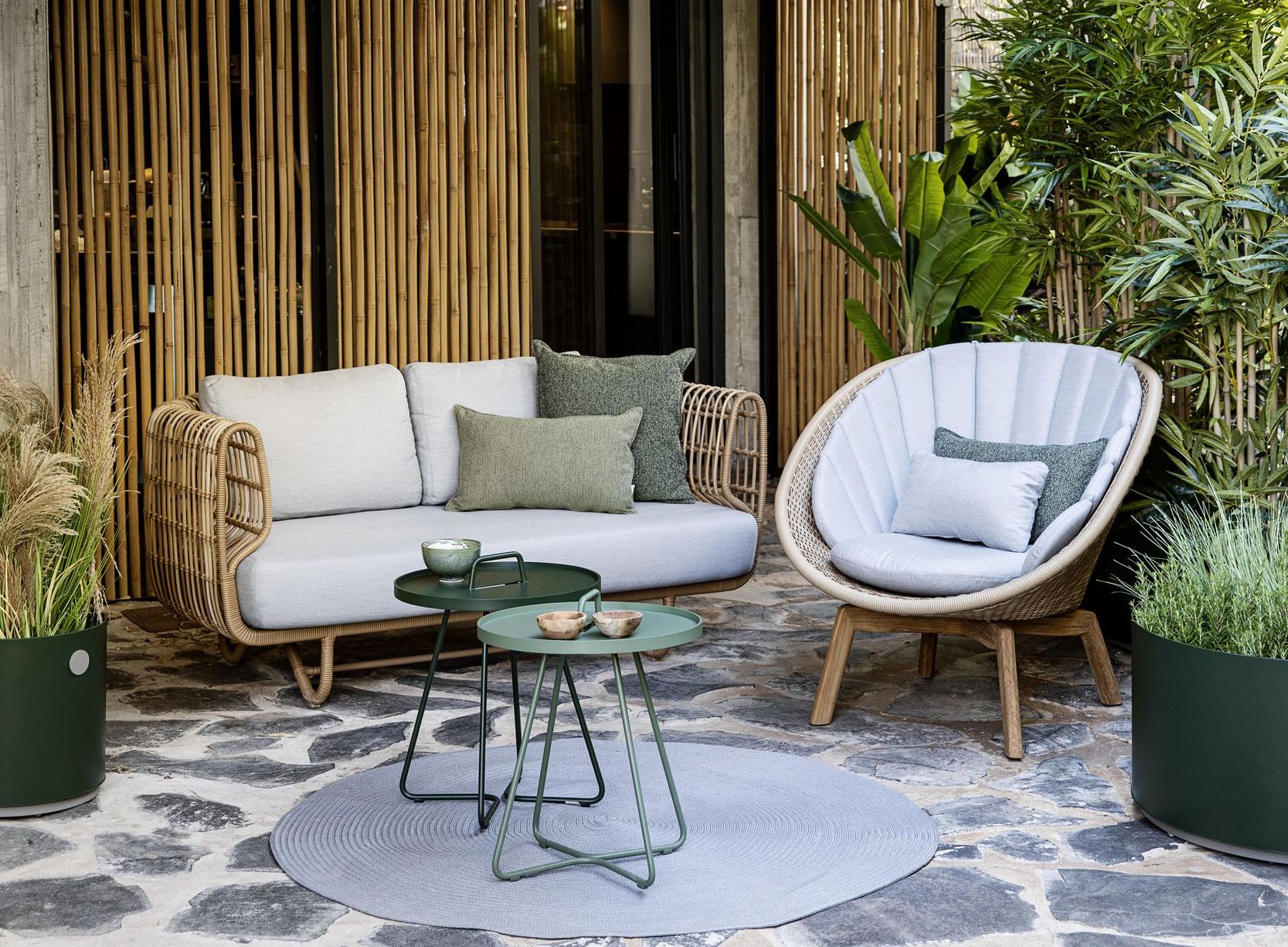 Chaise Lounge
